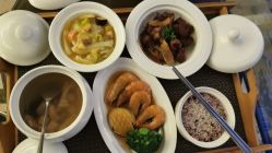 -臻康乃馨月子中心(集美店)