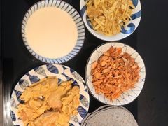 -爱的果实月嫂育婴师(世纪东方店)