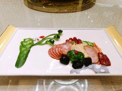 -松咖啡自助餐厅·松北香格里拉