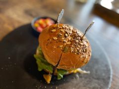 鹅肝牛肉汉堡-HIGH FIVE哈福手工汉堡(桂林路店)