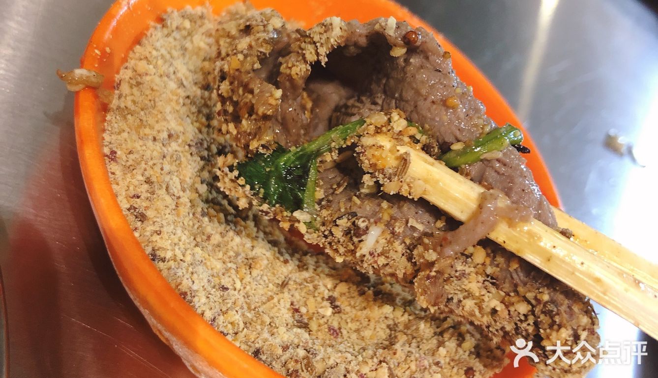有点老,不过我烤的牛肉真是棒呀,冷面味道也不错