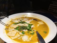 -麻六记(凤凰汇店)