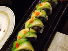 牛油果鹅肝寿司-哈尔滨索菲特大酒店-意日本料理铁板烧