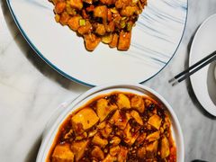 宫爆花仁鸡丁-蔴将·川菜(黄龙万科店)