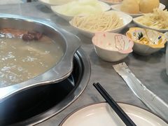 -光头药膳鸡(莱茵小镇店)