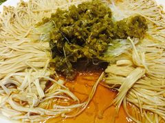 -刘胖子家常菜·蹄花焖藕(中央花园店)