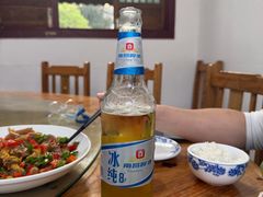 当地啤酒-瑶河山里菜