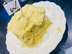 -W COLLECTIVE  DESSERT SHOP