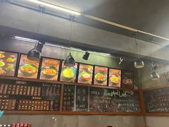 大堂-丽影重庆小面(定西路店)