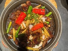 -鸽子侯·家宴·平价海鲜(市图书馆店)