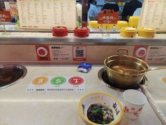 -卤小弄热卤转转小火锅