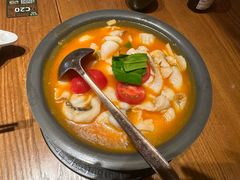 -云海肴·汽锅鸡·云南菜(天山百盛优客店)