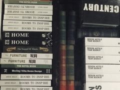 -钟书阁(松江泰晤士小镇店)