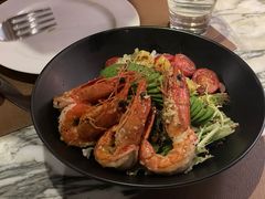 鳄梨大虾沙拉-at cafe 意大利餐厅(集美店)