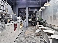 -ADO KAFE(大学城店)
