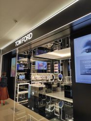 门面-TOM FORD