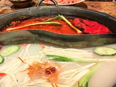 -周小明火锅(黑金冠社区店)