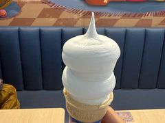 -DQ·蛋糕·冰淇淋(金源新燕莎MALL店)