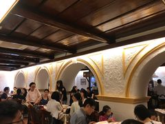 等位区-船屋葡国餐厅