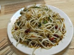 呛绿豆芽-三中高皇羊肉馆