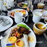 奶奶过生日选择在这里庆祝 服务： 工作日提前预定了座