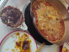 -毛辣果·贵州红酸汤牛肉火锅(西单店)