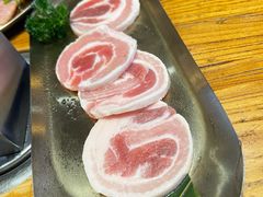 -金刚山黑牛炭火自助烤肉(西大望路店)