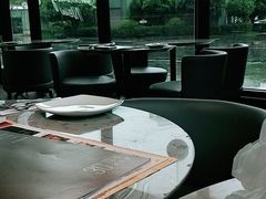 -必胜客(欢乐颂店)