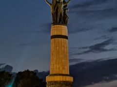 -人民防洪胜利纪念塔