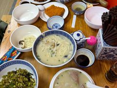 -沪西老弄堂面馆(定西路店)