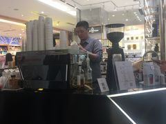 -Manner Coffee(芮欧百货店)