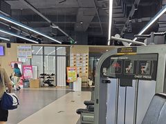 -超鹿运动(五四路恒力城店)