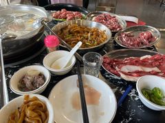 -牛一煲美食(江高店)