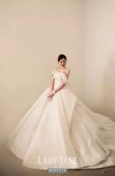 点击看大图 -Lady Jane高端婚纱礼服馆