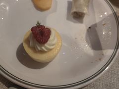 -广州花园酒店·凌璇阁旋转餐厅CAROUSEL360