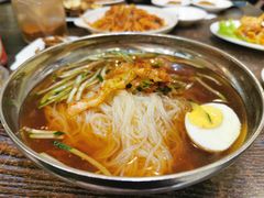 -韩风烤牛肉冷面店