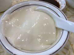 -鹏城人家海鲜酒家·23年老字号(较场尾店)