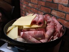 -炙韩料理·部队锅专门店