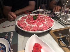 -尚尚仙·酸汤猪手·猪肚鸡火锅(华联万柳购物中心店)