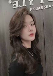 -东秀护肤造型