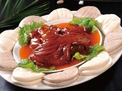 扒肘子-老长江路灌汤包(天津路总店)