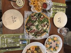 黑松露火腿菌菇芝士薄饼-Blac+Blac(中海环宇荟店)