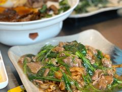 潮界湿炒牛河-潮界(LU·ONE凯德晶萃广场店)