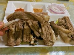 手抓羊肉-百盛新疆特色餐厅