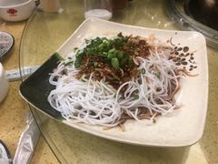 -东巴谷野生菌火锅餐厅