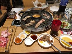 -江南猪肉商会无限续吃(弘大店)