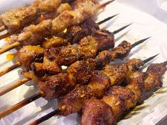 羊肉串-马路牙子地桌烤肉(工体店)