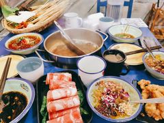 -马路边边老成都串串香(星耀城店)