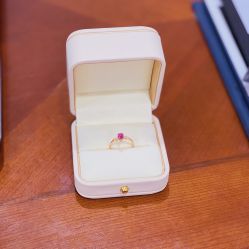 -威德钻石-克拉钻大本营(南京东路店)