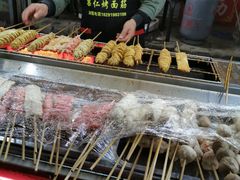 -小魏哥果仁烤面筋